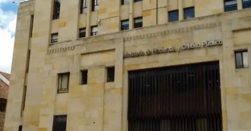 MINISTERIO DE HACIENDA Y CREDITO PUBLICO CARRERA 8 6C CON 38 MINISTERIO DE HACIENDA Y CREDITO PUBLICO CARRERA 8 6C CON 38
